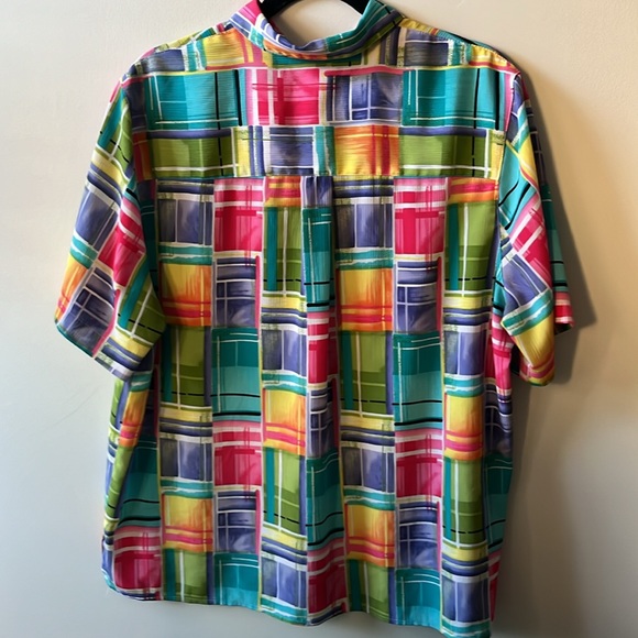 Multicoloured geometric button up - Picture 2 of 2